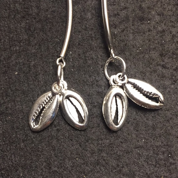 SILVER SHELLS - Picture 3 of 3